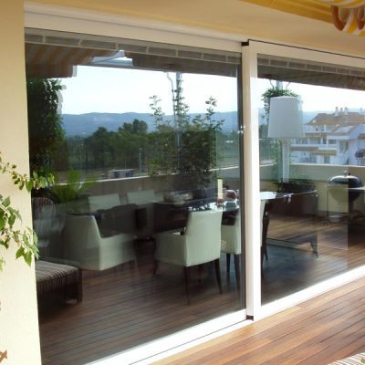 Dalumini-puerta-elevable